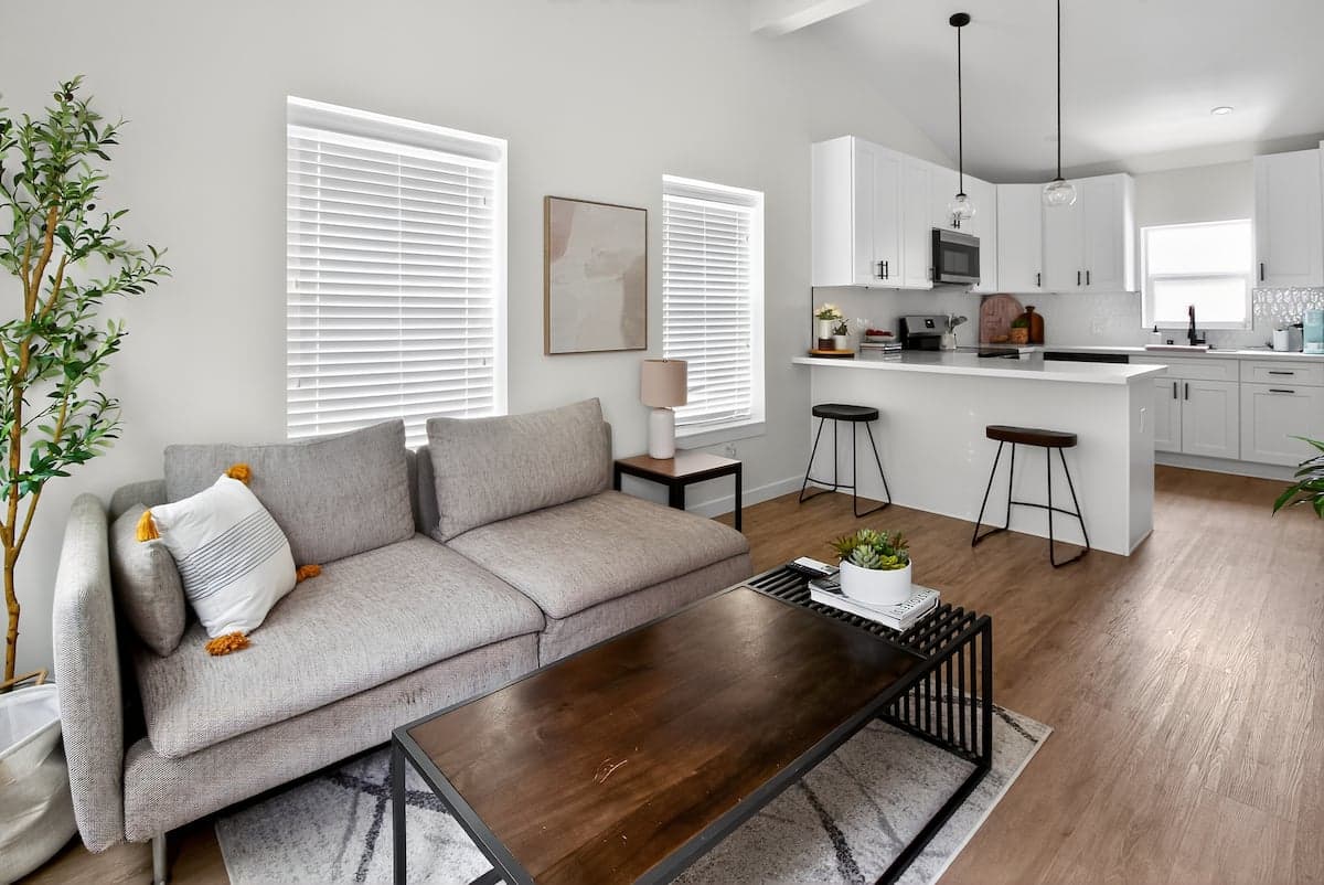 Tacoma Tiny House | Parking | AC | Laundry